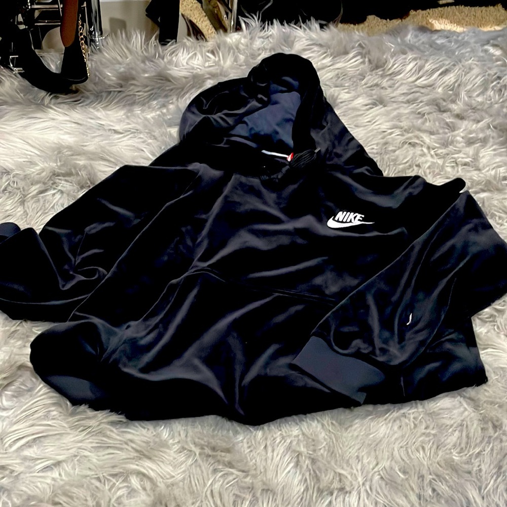 Velour Nike hoodie with white logo